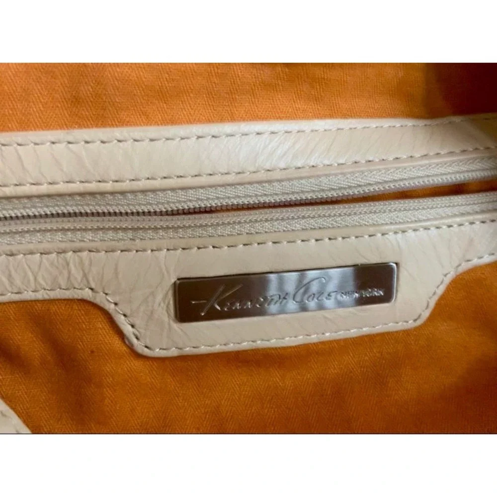 Cream/Beige Kenneth‎ Cole New York Hobo bag and dust cover